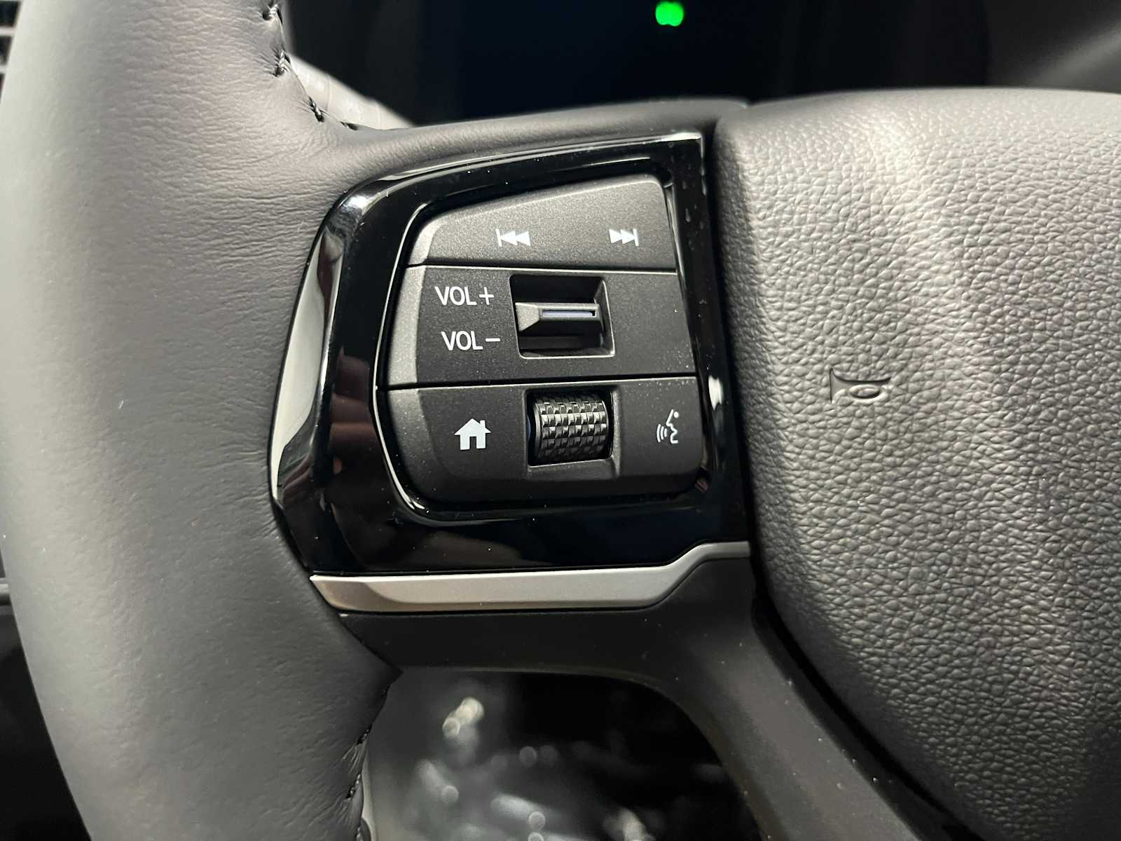 Thumbnail: 2026 Honda Odyssey - 16