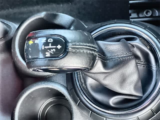 Thumbnail: 2015 MINI Cooper Hardtop - 16