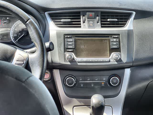 Thumbnail: 2015 Nissan Sentra - 18