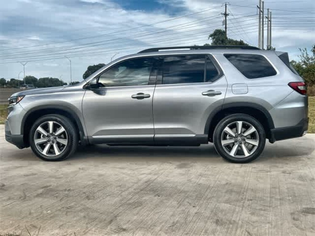 Certified 2023 Honda Pilot Touring SUV