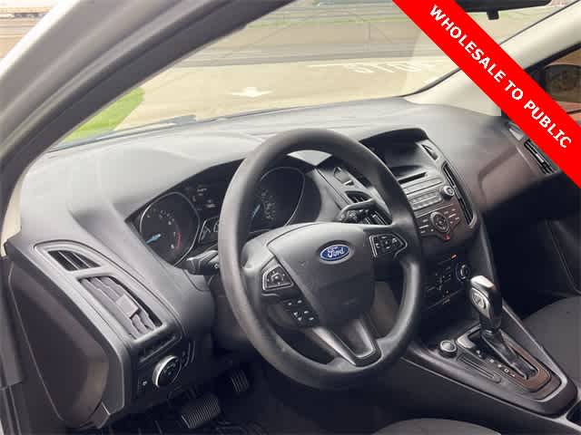 Thumbnail: 2016 Ford Focus - 15