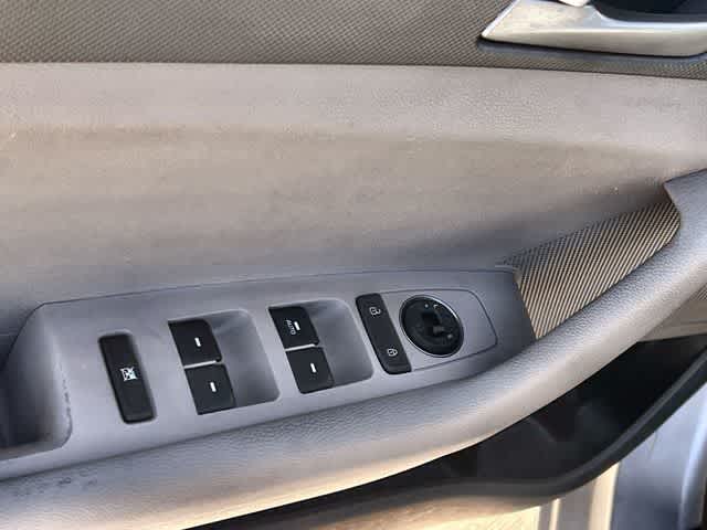 Thumbnail: 2015 Hyundai Sonata - 29