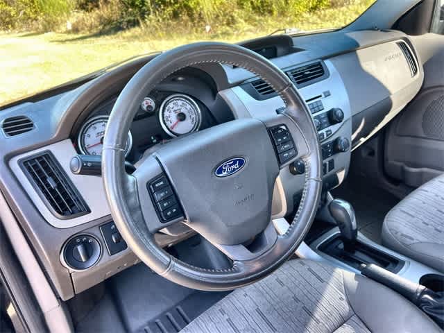 Thumbnail: 2009 Ford Focus - 15