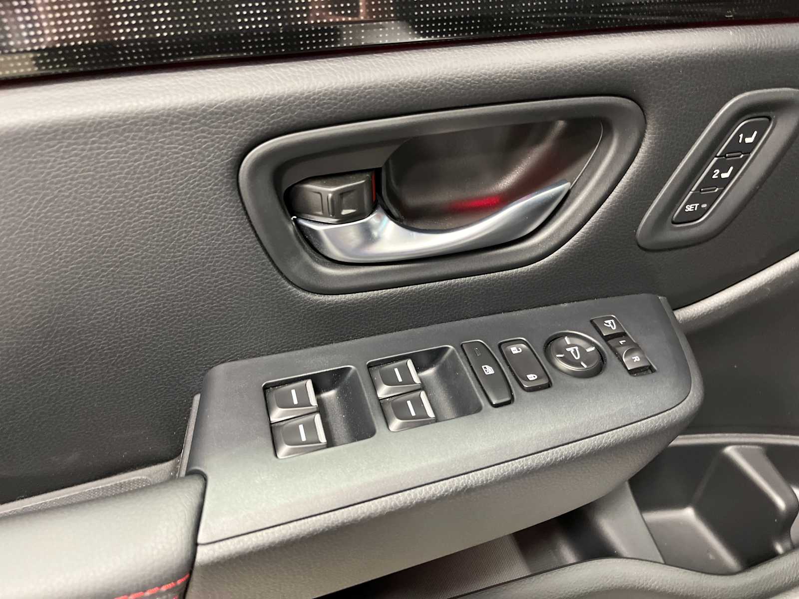 2025 Honda Pilot Black Edition 15