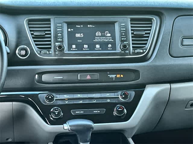 Thumbnail: 2019 Kia Sedona - 18