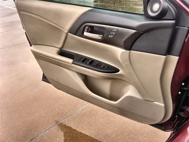 Thumbnail: 2013 Honda Accord - 30