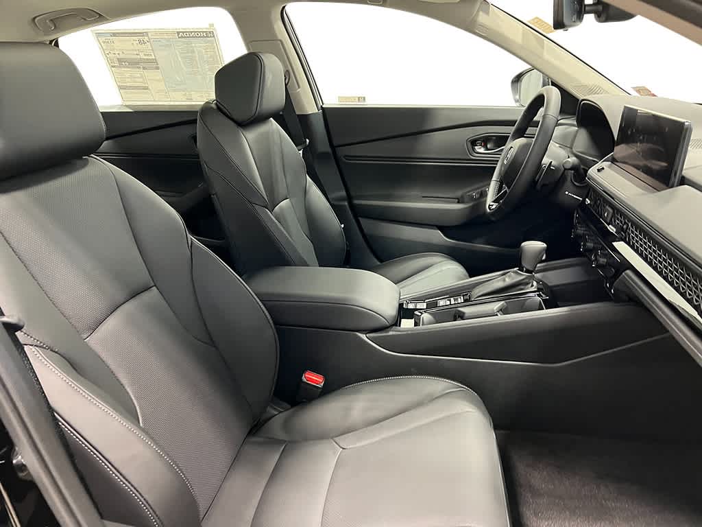 Thumbnail: 2025 Honda Accord - 32