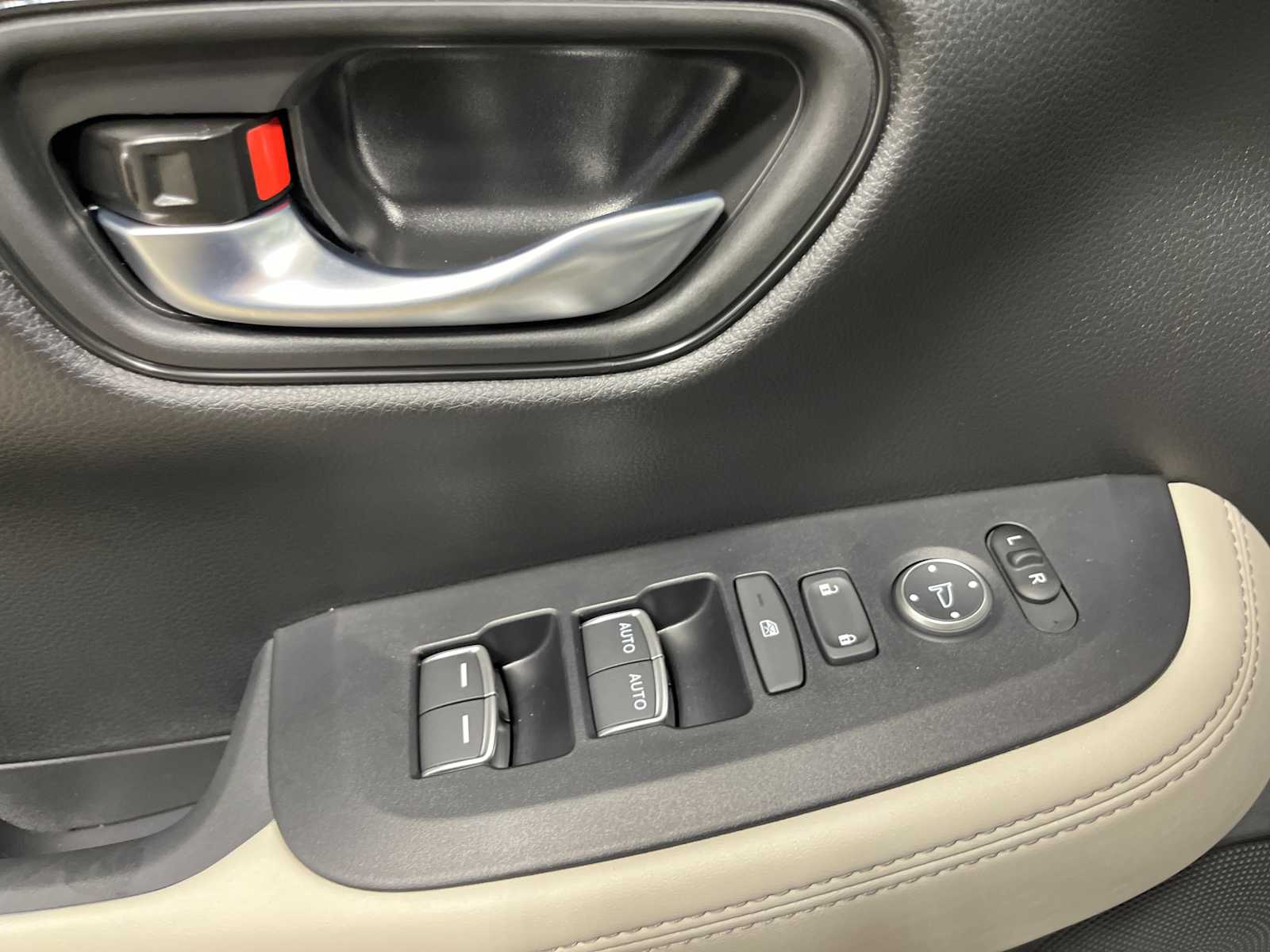 Thumbnail: 2026 Honda HR-V - 12