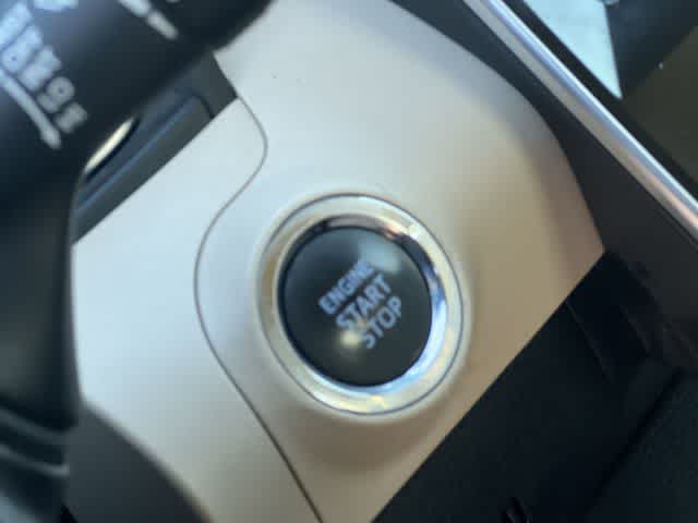 Thumbnail: 2022 Toyota Avalon - 28