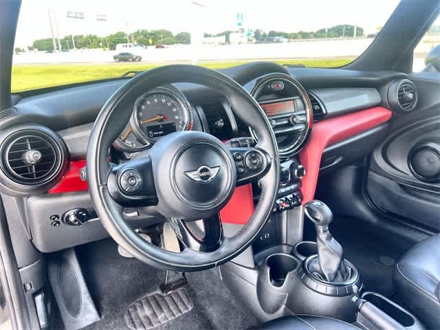 Thumbnail: 2015 MINI Cooper Hardtop - 15