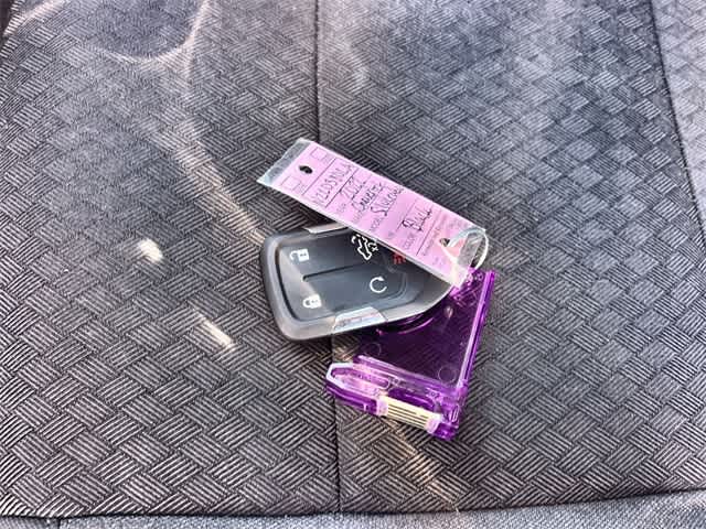 Thumbnail: 2022 Chevrolet Silverado 1500 - 21