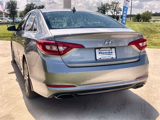 Thumbnail: 2016 Hyundai Sonata - 5