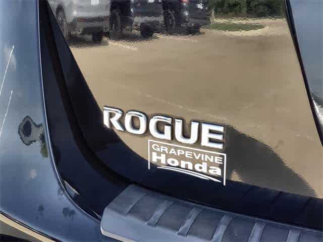 Thumbnail: 2013 Nissan Rogue - 8