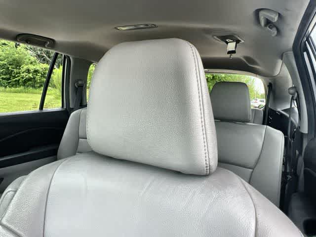 Thumbnail: 2018 Honda Pilot - 25