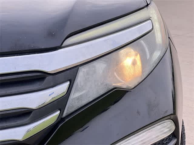 Thumbnail: 2017 Honda Pilot - 25