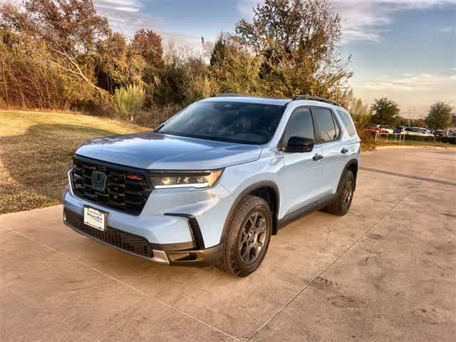 Thumbnail: 2023 Honda Pilot - 2