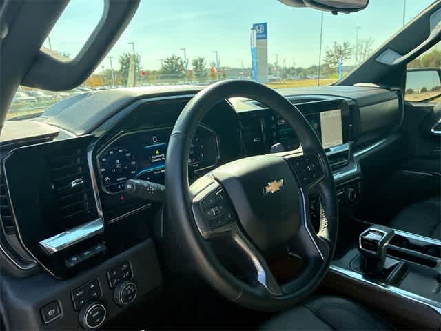 Thumbnail: 2024 Chevrolet Silverado 1500 - 15