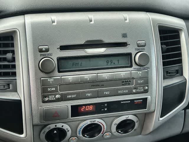 Thumbnail: 2010 Toyota Tacoma - 18