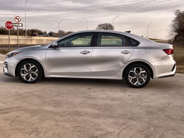 Thumbnail: 2021 Kia Forte - 4