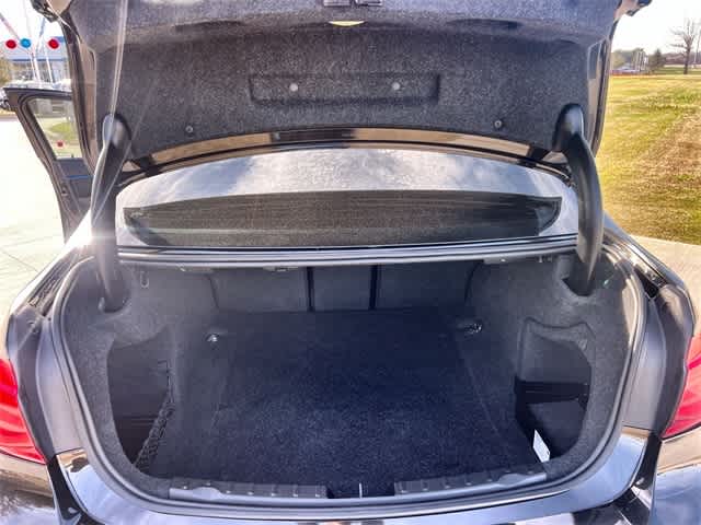 Thumbnail: 2018 BMW 3 Series - 20