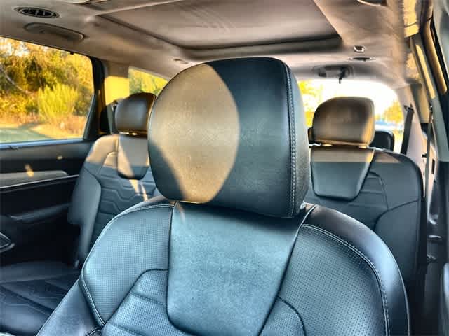 Thumbnail: 2022 Kia Telluride - 25