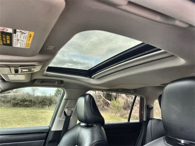 Thumbnail: 2021 Toyota Highlander - 32