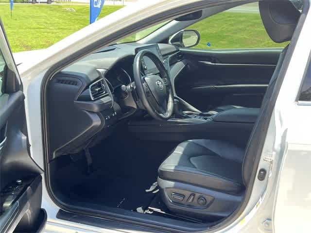 2021 Toyota Camry XSE 3