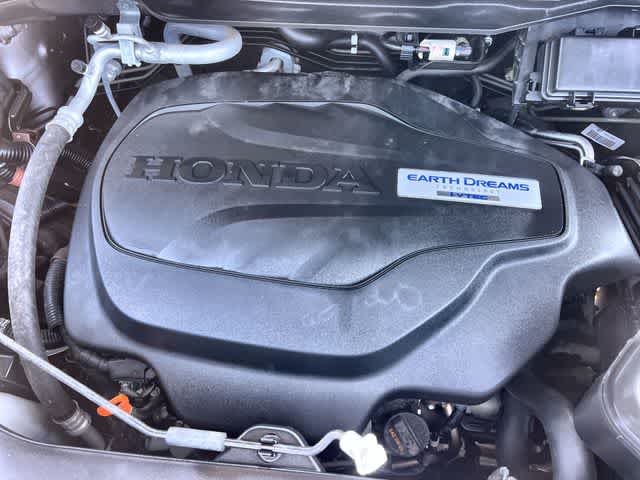 Thumbnail: 2017 Honda Pilot - 10