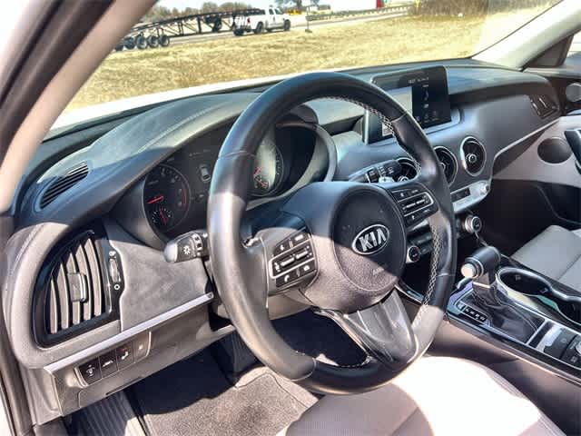 Thumbnail: 2019 Kia Stinger - 15