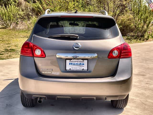 Thumbnail: 2015 Nissan Rogue - 6