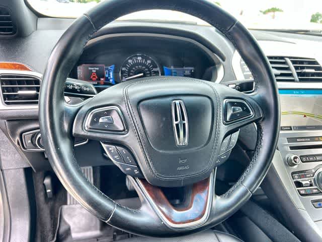 Thumbnail: 2017 Lincoln MKZ - 17