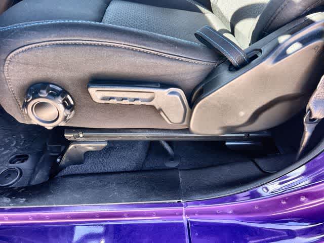 Thumbnail: 2023 Jeep Wrangler - 31