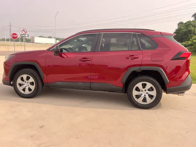 Thumbnail: 2021 Toyota RAV4 - 4