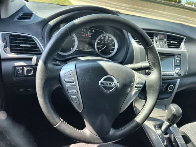 Thumbnail: 2015 Nissan Sentra - 17