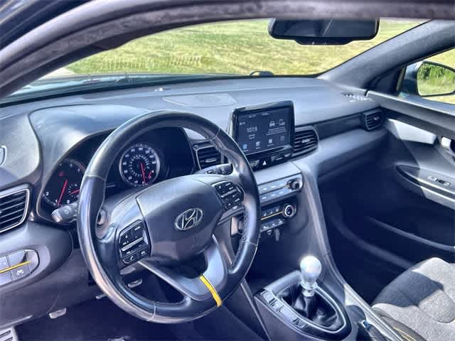 Thumbnail: 2019 Hyundai Veloster - 15