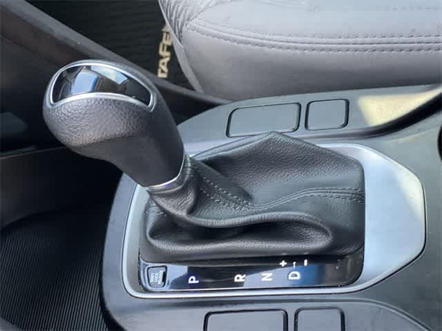 Thumbnail: 2017 Hyundai Santa Fe - 16