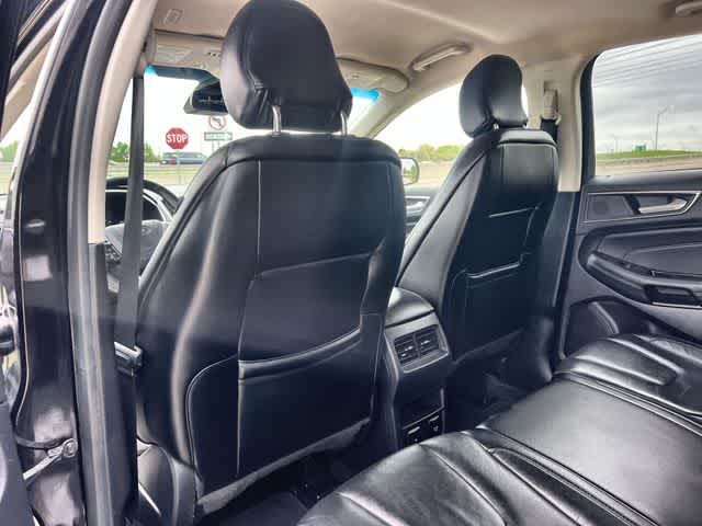 Thumbnail: 2019 Ford Edge - 13