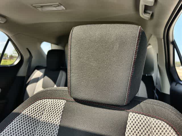 Thumbnail: 2017 Chevrolet Equinox - 25