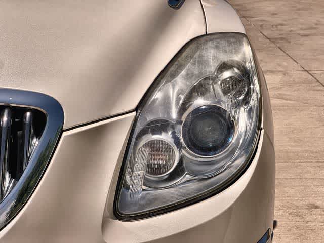 Thumbnail: 2012 Buick Enclave - 24