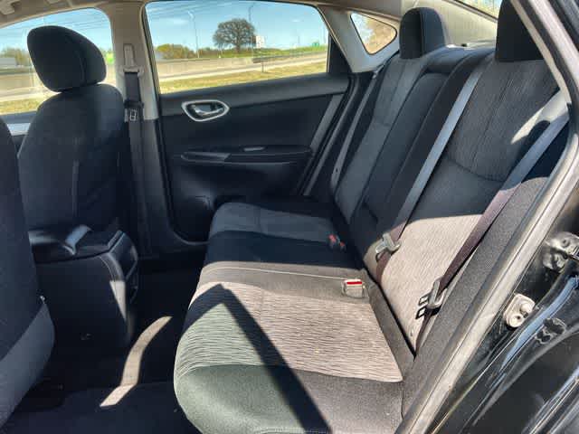 Thumbnail: 2015 Nissan Sentra - 14