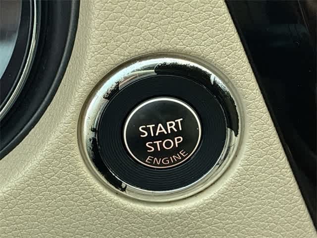 Thumbnail: 2015 Nissan Rogue - 28