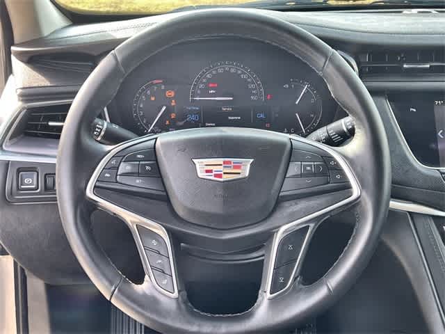 Thumbnail: 2017 Cadillac XT5 - 17