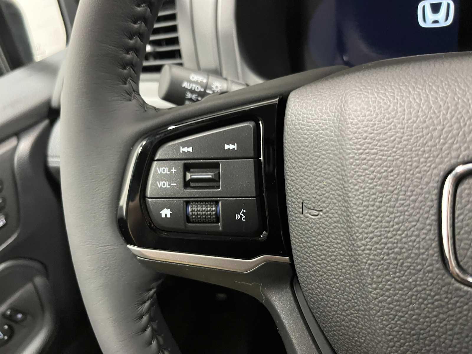 Thumbnail: 2026 Honda Odyssey - 15
