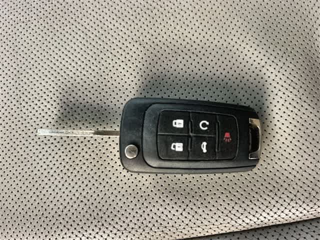 Thumbnail: 2013 Chevrolet Equinox - 21