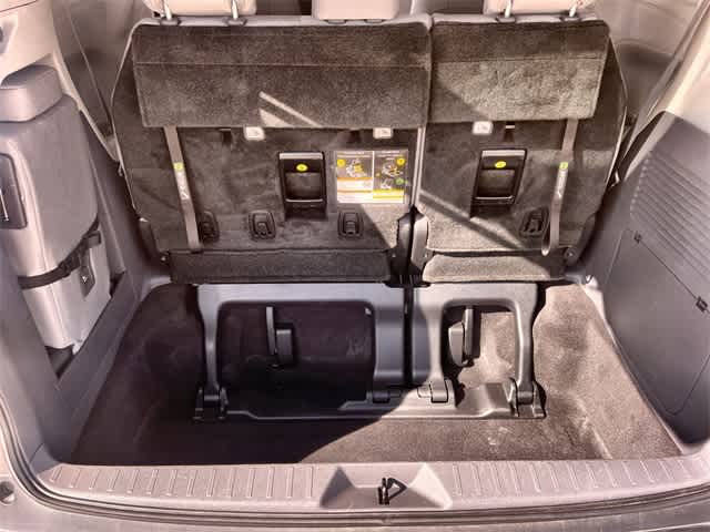 Thumbnail: 2021 Toyota Sienna - 20