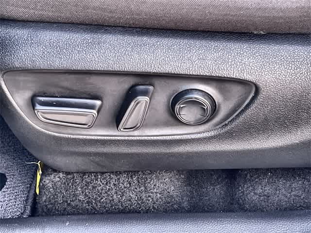 Thumbnail: 2021 Toyota RAV4 - 31