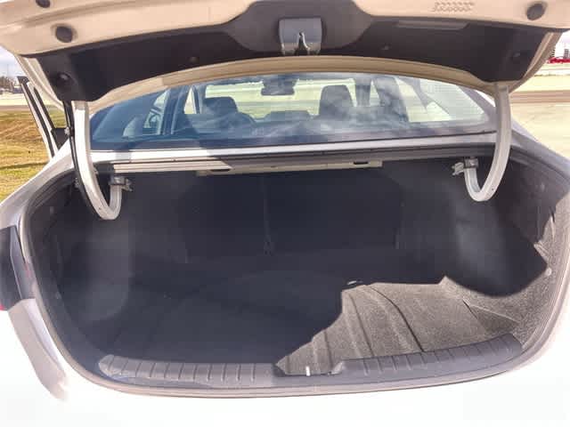 Thumbnail: 2023 Kia Forte - 20