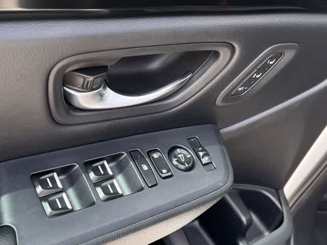 Thumbnail: 2023 Honda Pilot - 30