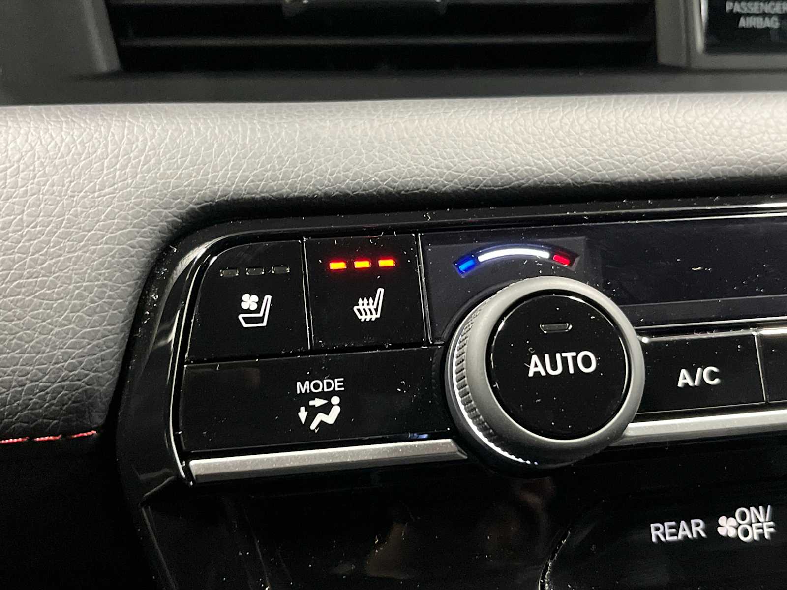 Thumbnail: 2026 Honda Pilot - 19