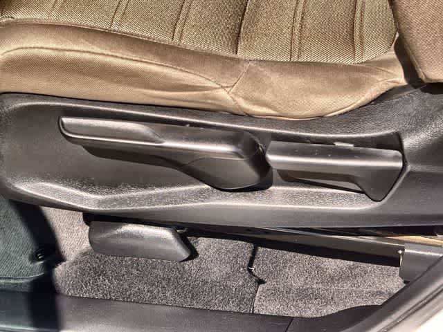 Thumbnail: 2017 Honda CR-V - 30